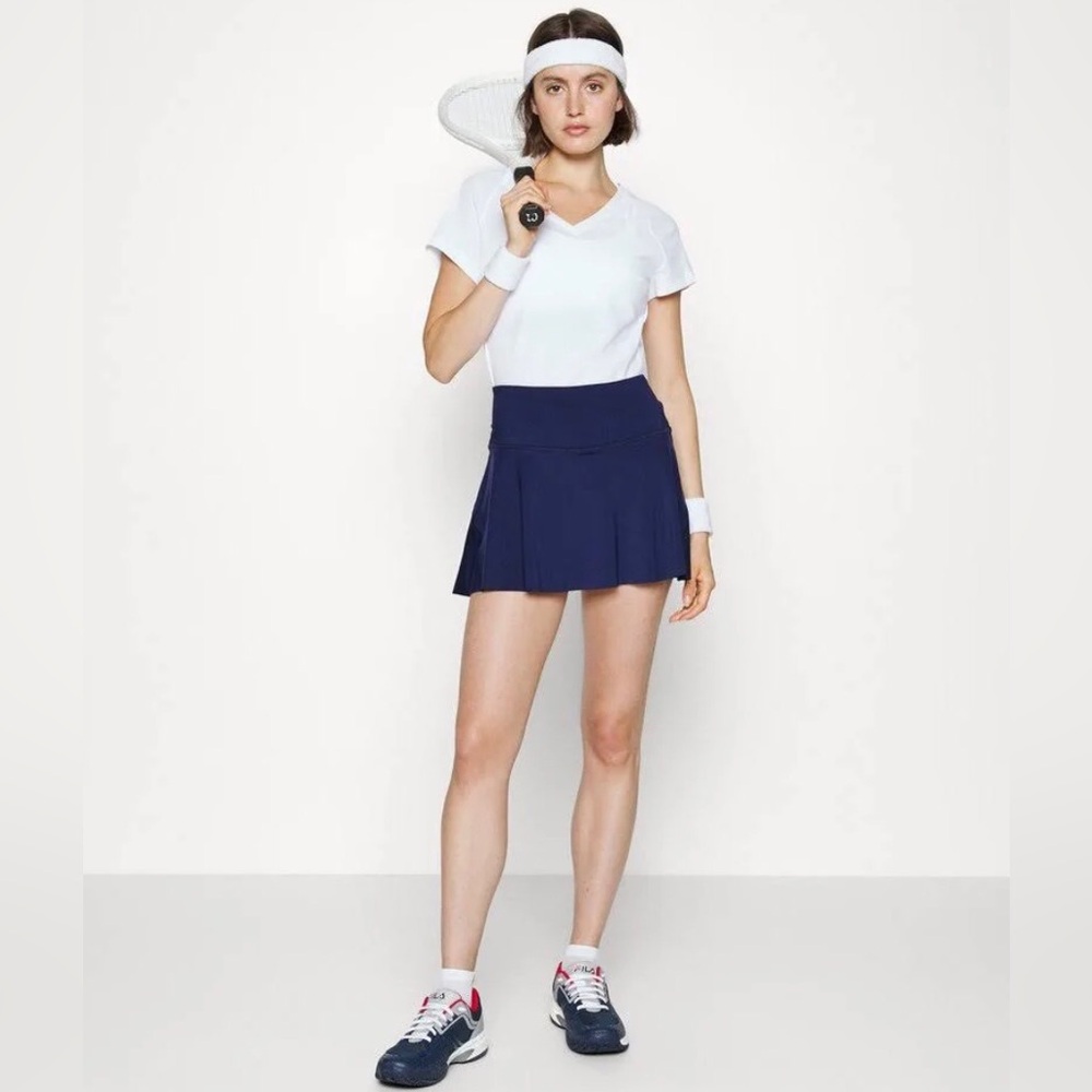 Athleta Navy Blue Ace Advantage 15.5" Tennis Golf Skort